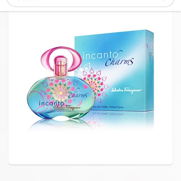 ferragamo incanto charm